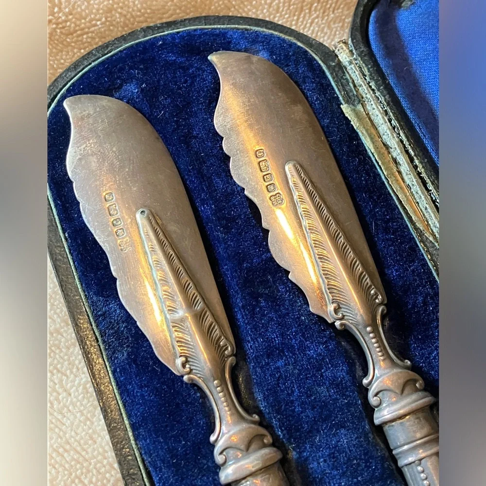 Antique 1800’s Mackay Cunningham & Co. silver master butter knives set in case